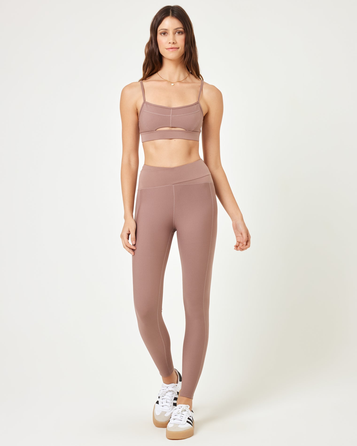 Mercer Legging - Fawn Fawn | Model: Kristen (size: S) | Hover