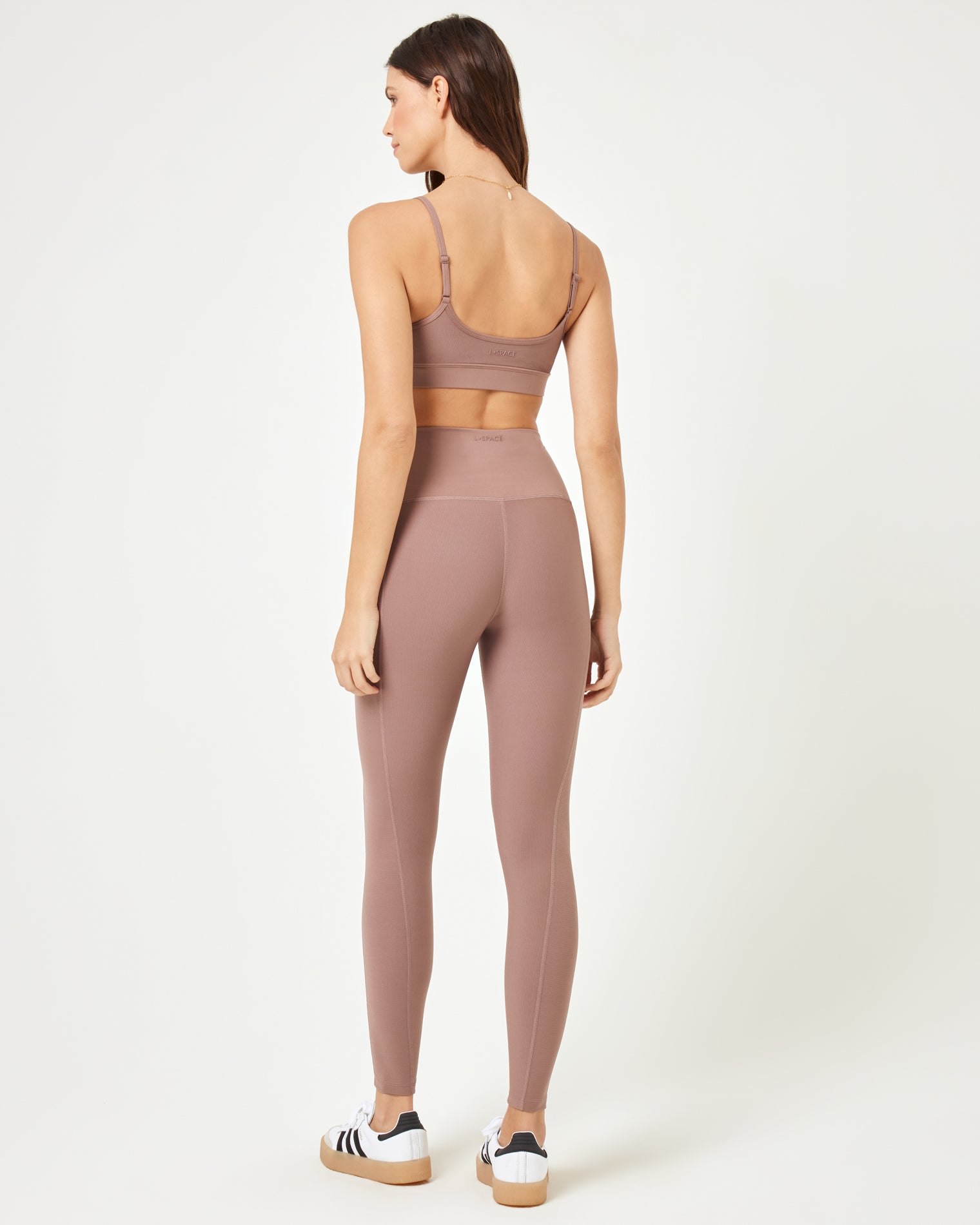 Mercer Legging - Fawn Fawn | Model: Kristen (size: S)